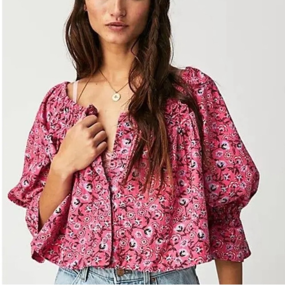 Free People Pink Smocked Puff Sleeve Crop Top Blouse size M